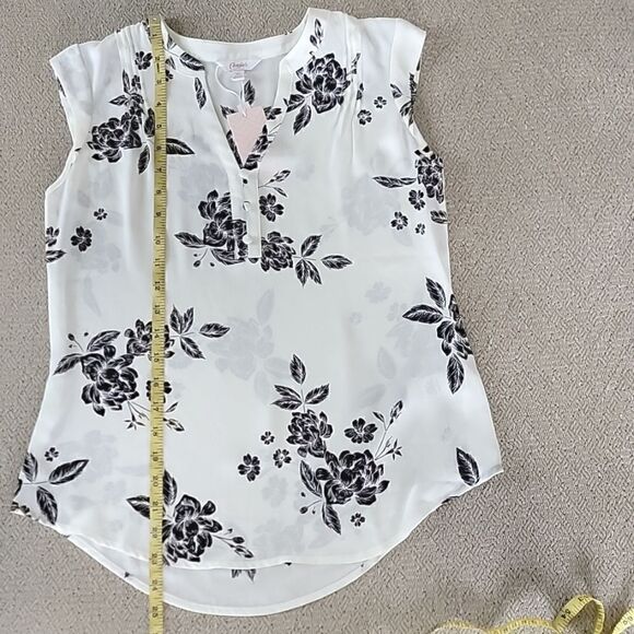 Candie's Black and White Floral Sheer Sleeveless Top- Size XS - Picture 9 of 12
